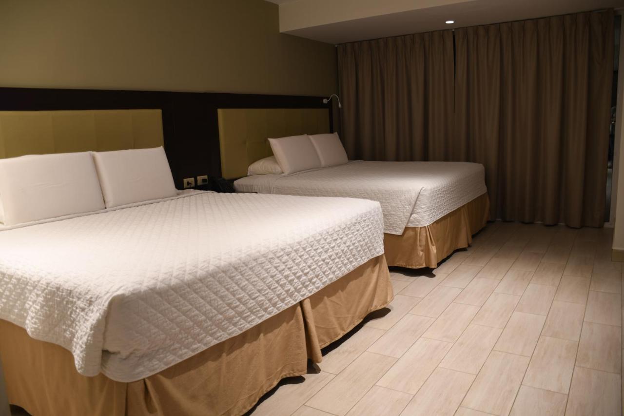 Delfines Collection Hotel By Mercure Santa Cruz de La Sierra Esterno foto