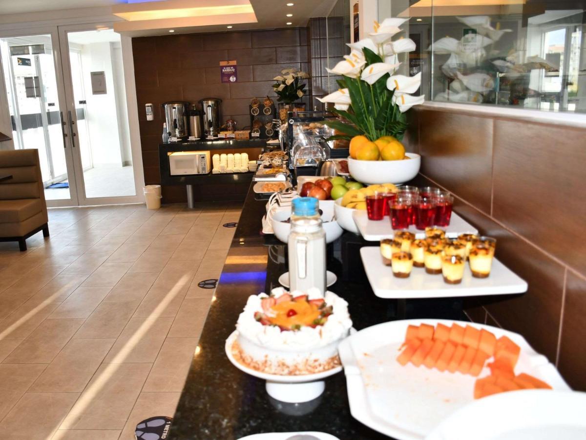 Delfines Collection Hotel By Mercure Santa Cruz de La Sierra Esterno foto